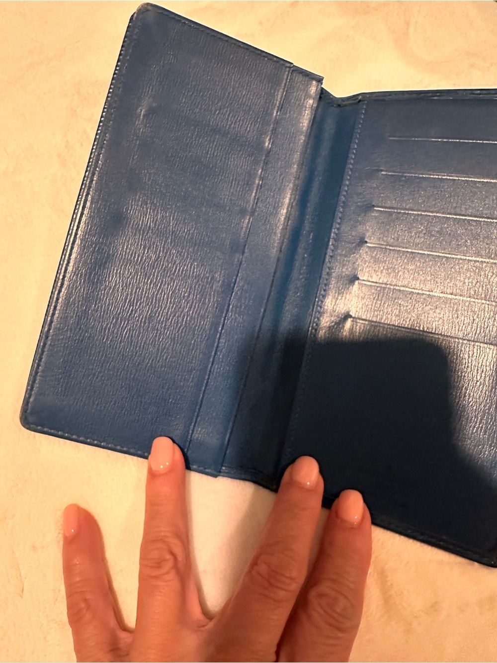 Louis Vuitton Blue Epi Leather Long Wallet with Embossed LV - Picture 6 of 8